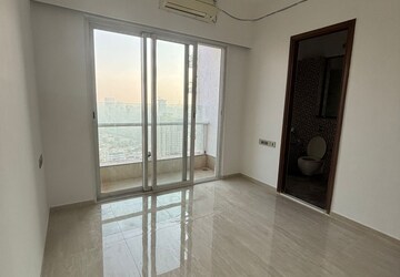 Room in 2 BHK Apartment at Omkar Alta Monte, Malad East – for Rent