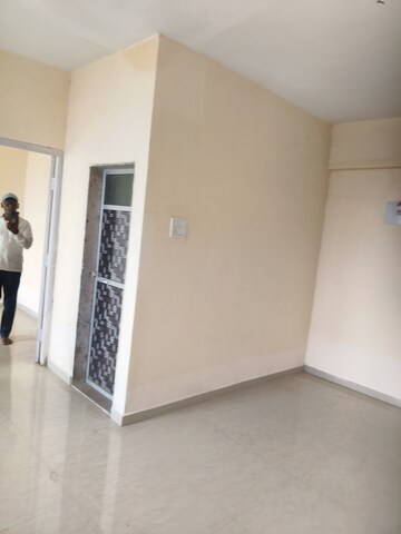 Room in 1 BHK Apartment at Vastusankalp Punyodaya Skylounge, Kalyan West – for Sale