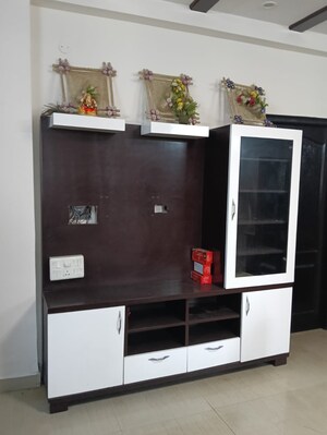 Room in 3 BHK Apartment at Pir Machalla – for Rent