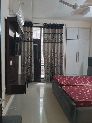 Bedroom in 3 BHK Apartment at Pir Machalla – for Rent