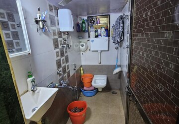 Attached Bathroom in 1 BHK Apartment at Kopar Khairane – for Rent