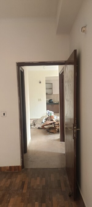 Building Lobby in 3 BHK Apartment at Gardenia Gateway, Sector 75 – for Rent