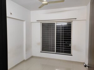 Room in 2 BHK Apartment at Platinum Park, Hinjewadi – for Rent