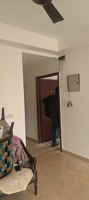 Furnished Amenities in 3 BHK Apartment at Gardenia Gateway, Sector 75 – for Rent