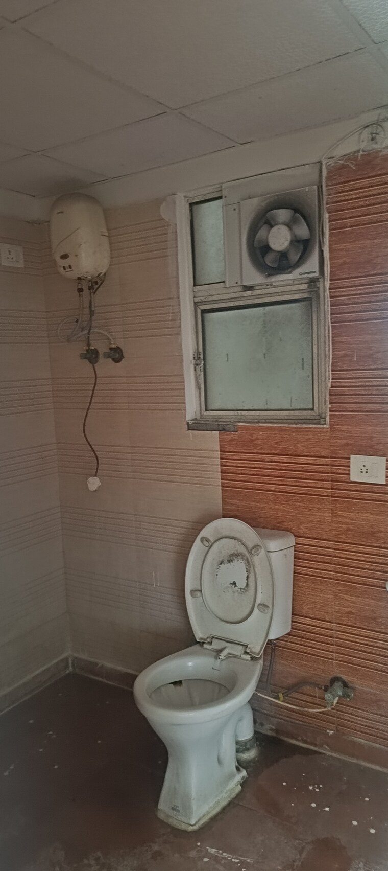 Bathroom, gardenia-gateway 3 Bedroom 1700 Sq.Ft. Apartment In Sector 75 Noida 9351614