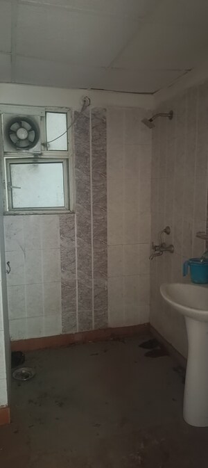 Bathroom in 3 BHK Apartment at Gardenia Gateway, Sector 75 – for Rent