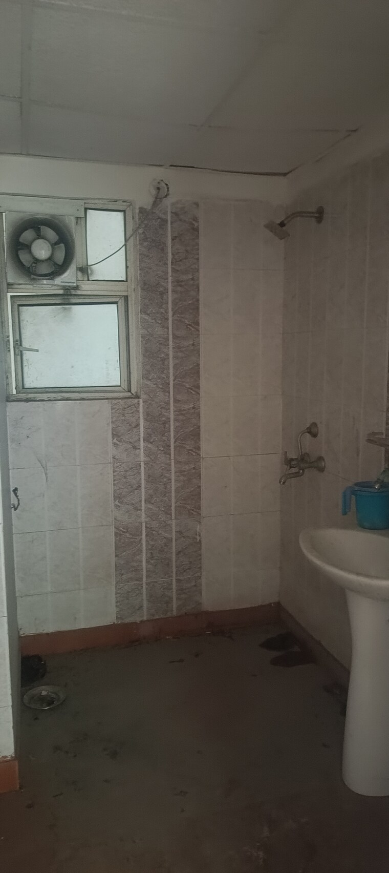 Bathroom, gardenia-gateway 3 Bedroom 1700 Sq.Ft. Apartment In Sector 75 Noida 9351614