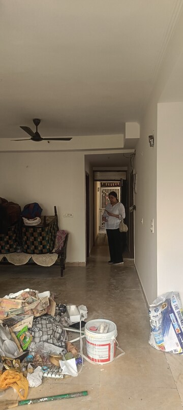 Parking in 3 BHK Apartment at Gardenia Gateway, Sector 75 – for Rent