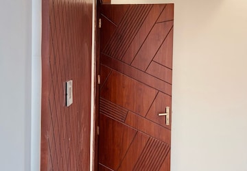 Furnished Amenities in 4 BHK Builder Floor at New Vijay Nagar – for Sale