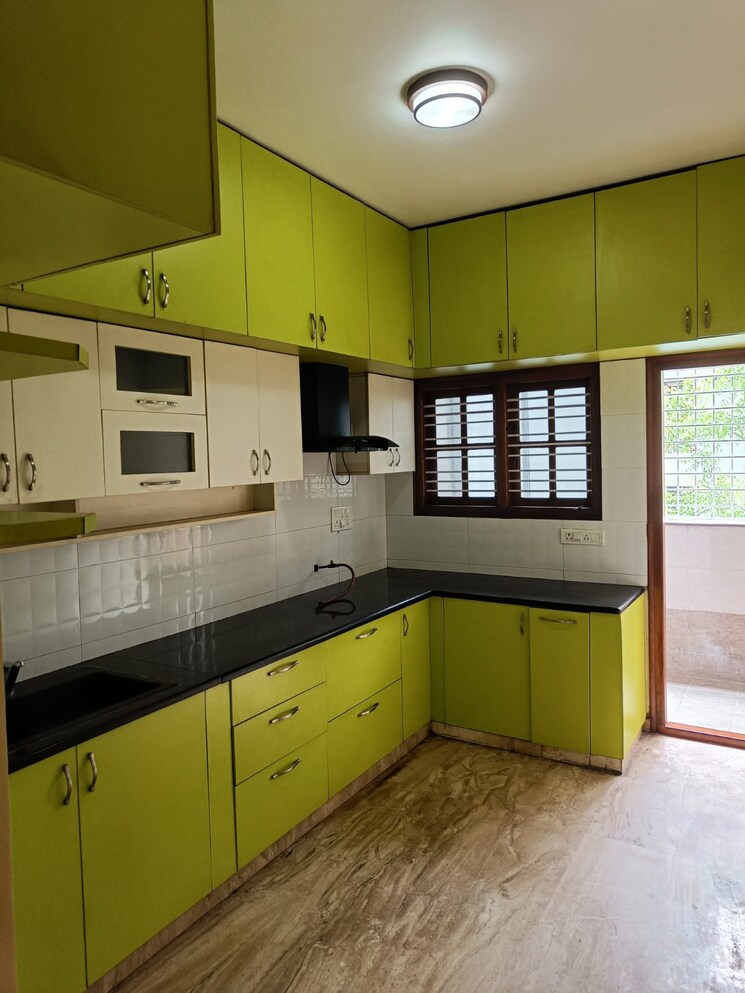 Kitchen, vinayaka-enclave 3 Bedroom 1500 Sq.Ft. Builder Floor In Btm Layout Bangalore 9351798