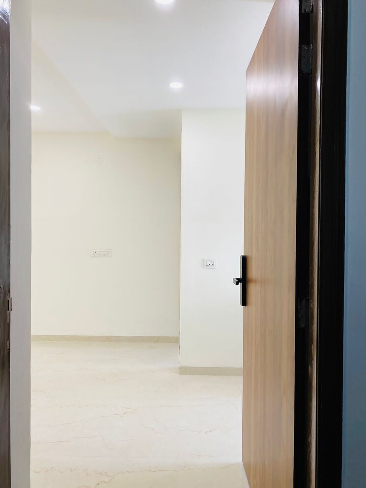 Room, ghb-splande 3 Bedroom 1059 Sq.Ft. Apartment In Patiala Road Zirakpur 9351837