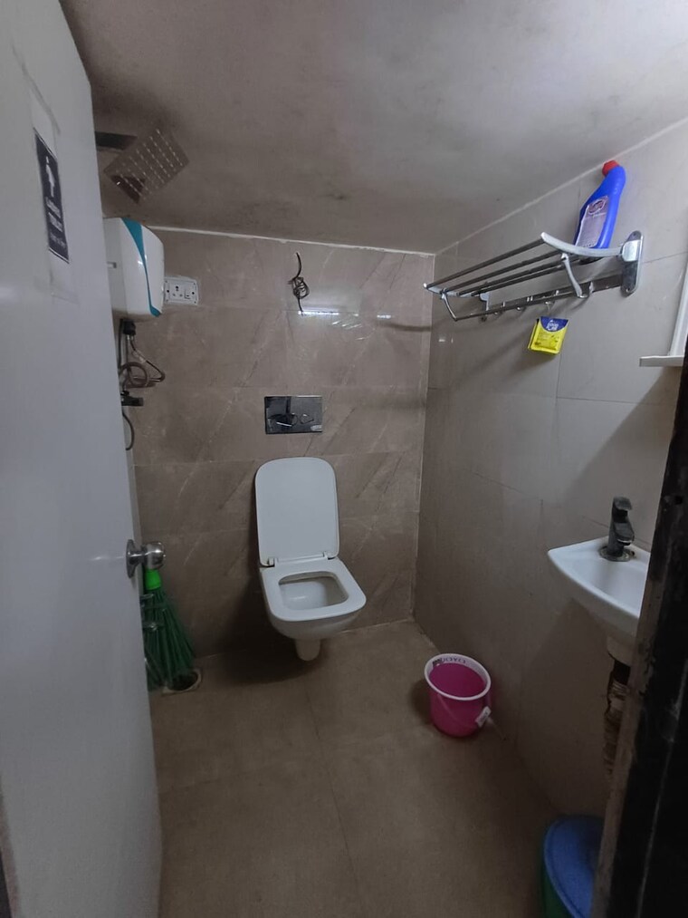 Bathroom, malad west Commercial Office Space 700 Sq.Ft. In Malad West Mumbai 9352021