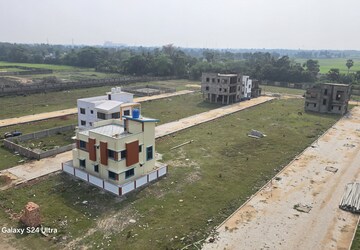 Plot – Exterior View View at New Town - for Sale