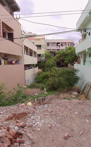  Plot For Sale in Yanamalakuduru