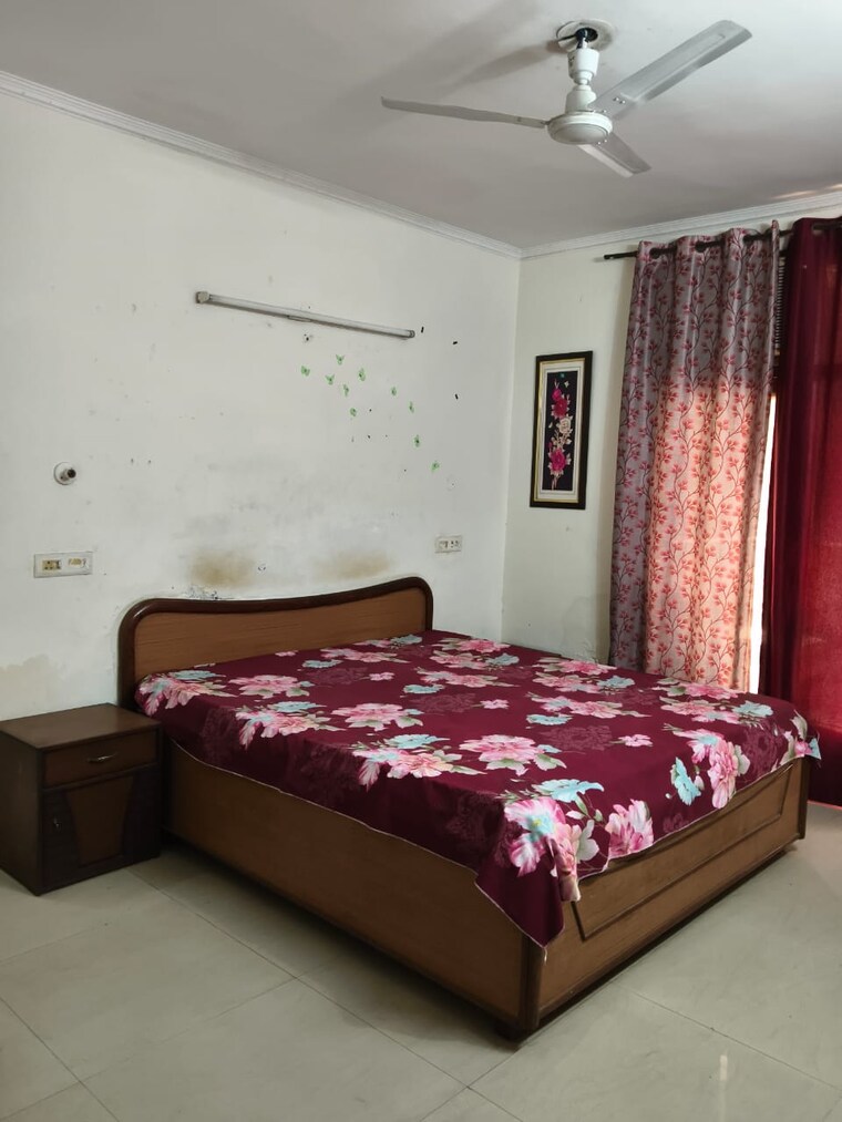 Bedroom, nk-savitry-enclave 2 Bedroom 1250 Sq.Ft. Builder Floor In Vip Road Zirakpur 9351903
