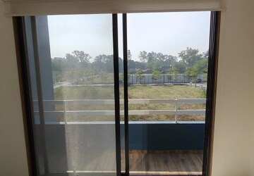 Room in 2 BHK Apartment at Ranawat Heights, Mira Road – for Rent
