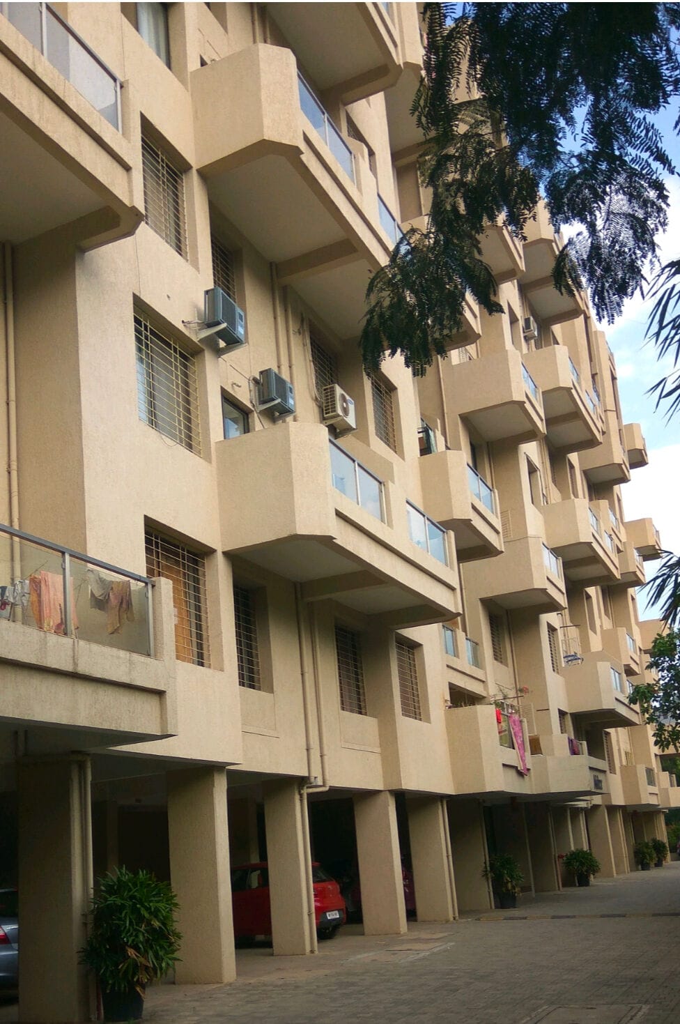 2 BHK + Study Room 1170 Sq.Ft. Apartment in Gulmohar Goldcoast