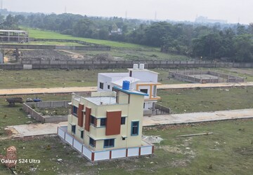 Plot – Exterior View View at New Town - for Sale