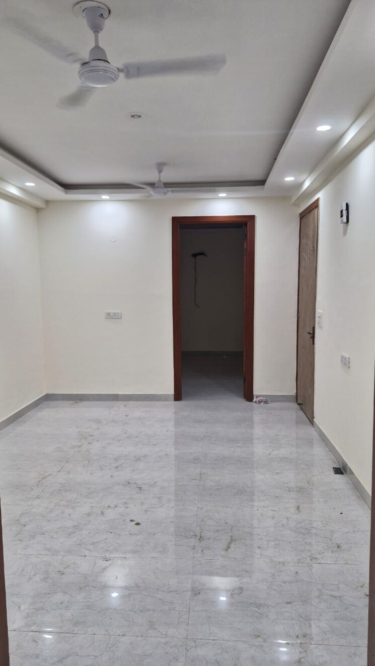 Room, chattarpur 2 Bedroom 800 Sq.Ft. Builder Floor In Chattarpur Delhi 9352202