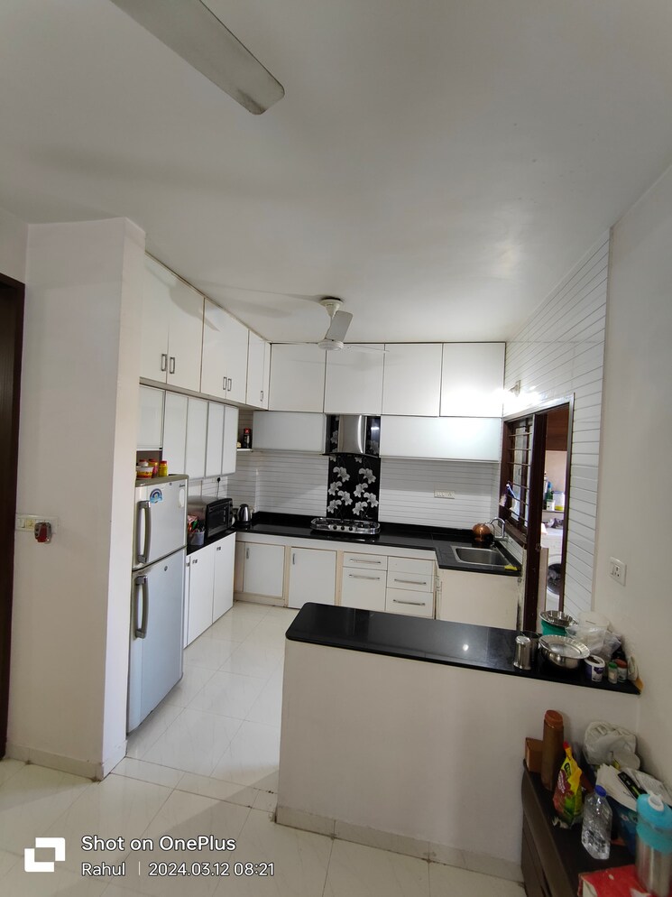 Kitchen, prahlad nagar 3 Bedroom 1700 Sq.Ft. Apartment In Prahlad Nagar Ahmedabad 9352268