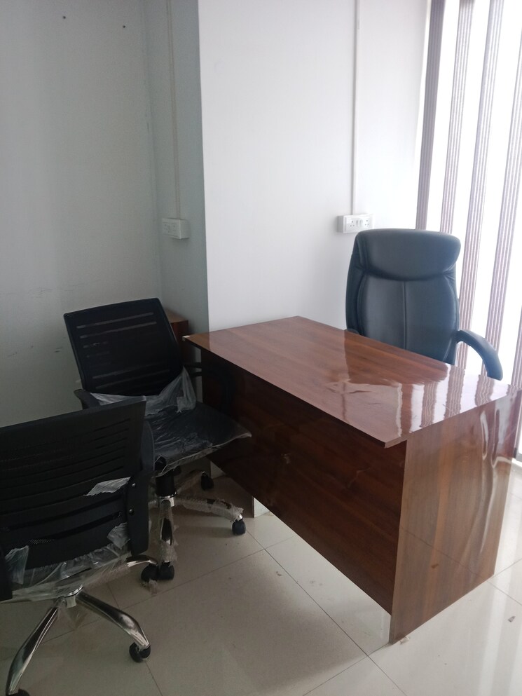 Floor Plan, gaur city 1 Commercial Office Space 850 Sq.Ft. In Gaur City 1 Greater Noida 9352111