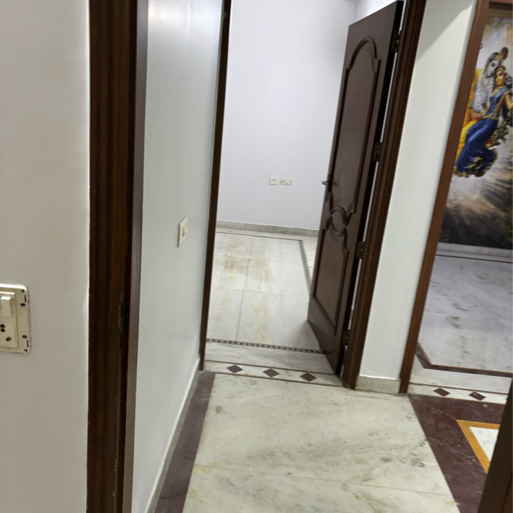 undefined, rwa-apartments-sector-52 3 Bedroom 200 Sq.Ft. Independent House In Arun Vihar Noida 9352247