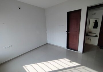 Room in 2 BHK Apartment at Parklane Urbanjoy Wing A, Sus – for Rent