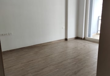 Room in 2 BHK Apartment at Pacific Golf Estate, Kulhan – for Rent
