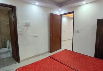 Bedroom in 2 BHK Builder Floor at Saket – for Rent