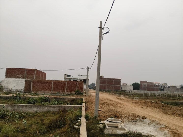 undefined, dhanauli  80 Sq.Yd. Plot In Dhanauli Agra 9352249