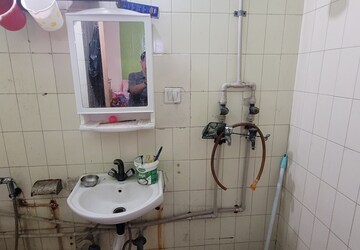 Bathroom in 2 BHK Builder Floor at Vaishali Sector 5 – for Sale