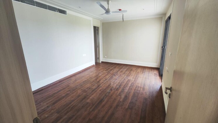 Room, sector 82 a 3.5 Bedroom 2601 Sq.Ft. Apartment In Sector 82 A Mohali 9352201