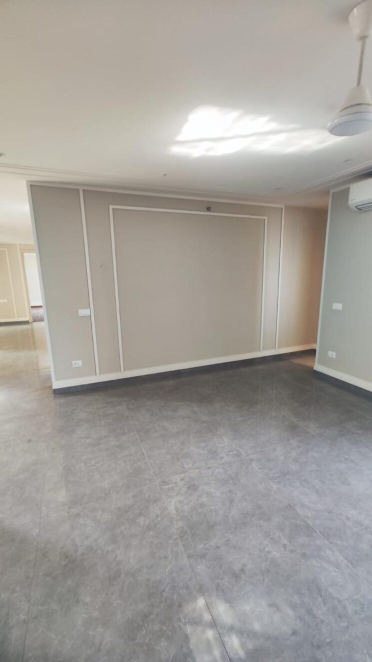 Room, sector 82 a 3.5 Bedroom 2601 Sq.Ft. Apartment In Sector 82 A Mohali 9352201