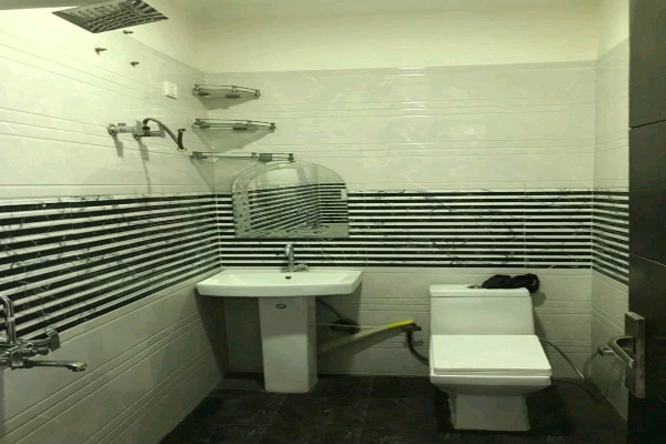 Attached Bathroom, himalaya-apartment-vasundhara 3 Bedroom 1350 Sq.Ft. Apartment In Vasundhara Sector 5 Ghaziabad 9352244