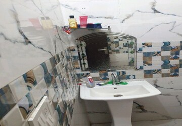 Team Area in 3 BHK Apartment at Himalaya Apartment Vasundhara, Vasundhara Sector 5 – for Sale