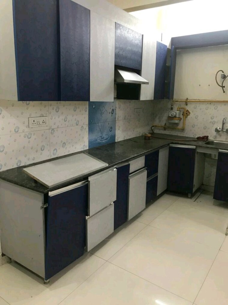 Kitchen, himalaya-apartment-vasundhara 3 Bedroom 1350 Sq.Ft. Apartment In Vasundhara Sector 5 Ghaziabad 9352419