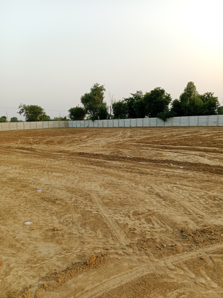 undefined, gwalior road Commercial Land 216 Sq.Yd. In Gwalior Road Agra 9352392
