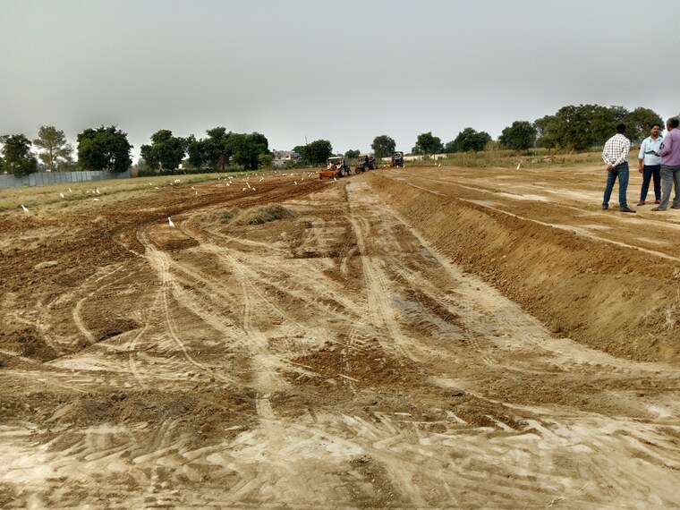 undefined, gwalior road Commercial Land 216 Sq.Yd. In Gwalior Road Agra 9352392