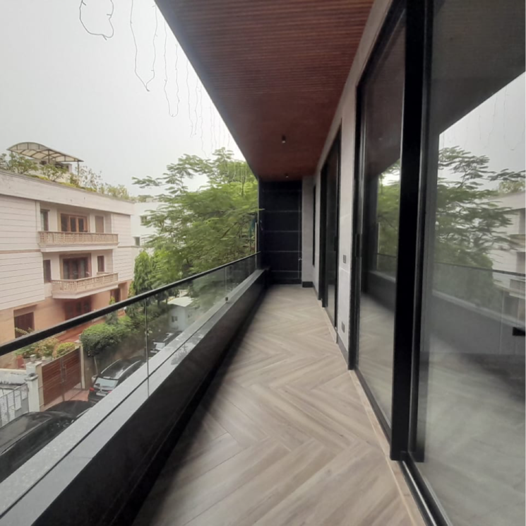 Balcony, vasant vihar 4 Bedroom 400 Sq.Yd. Builder Floor In Vasant Vihar Delhi 9352362