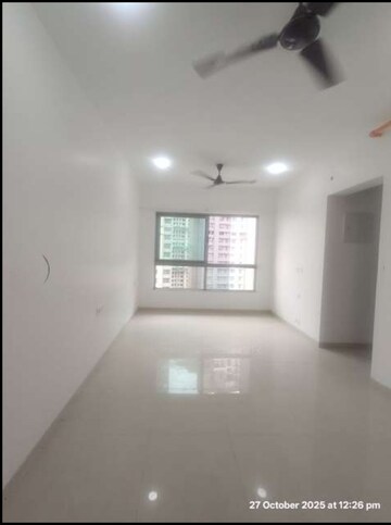 2 BHK Apartment For Rent in Kalpataru Immensa, Kolshet Road