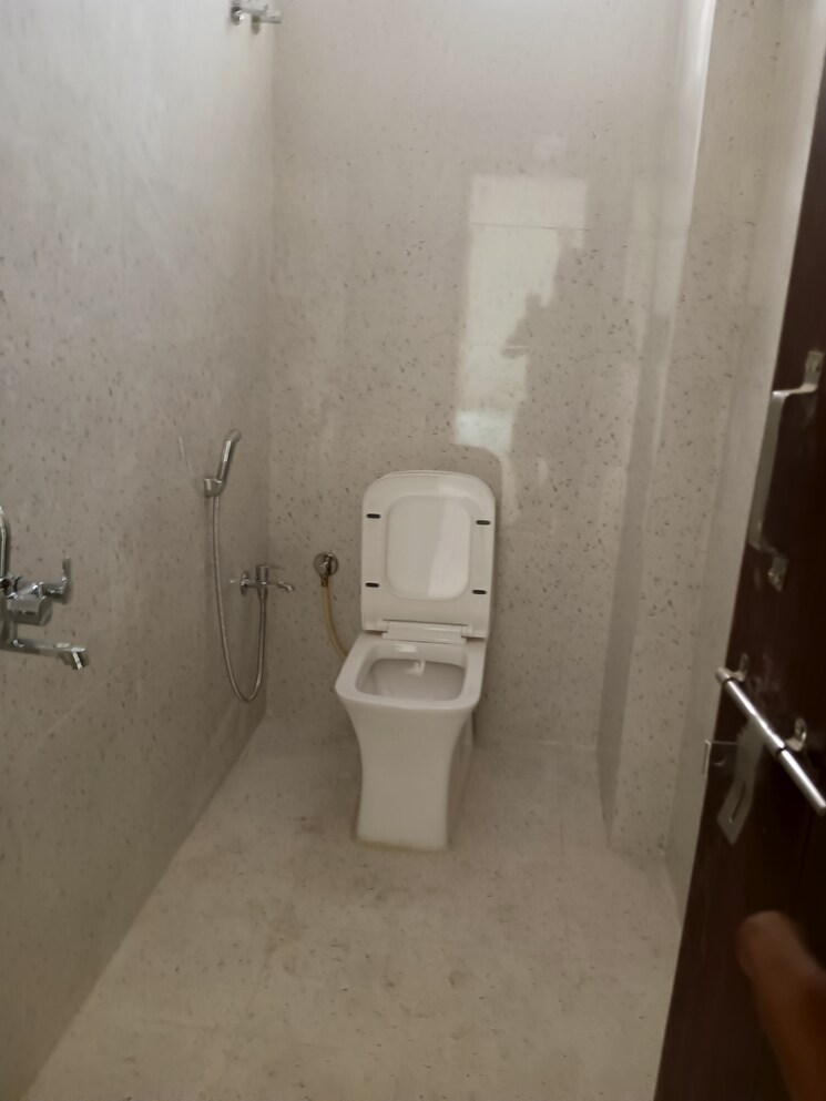 Bathroom, kondapur 2 Bedroom 1215 Sq.Ft. Apartment In Kondapur Hyderabad 9352457