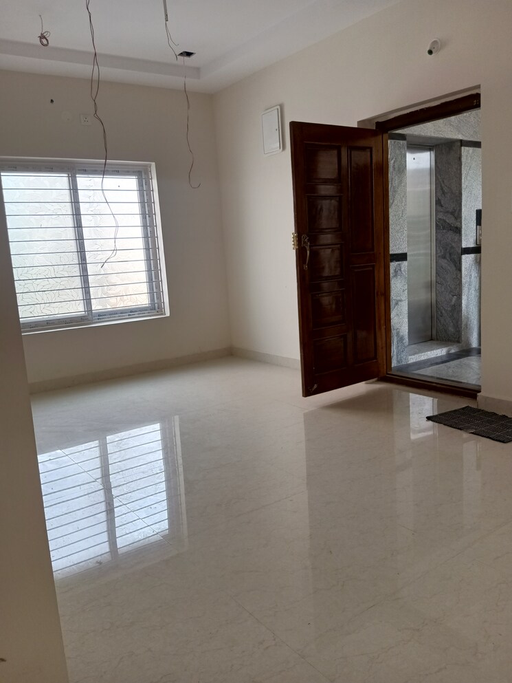 Room, kondapur 2 Bedroom 1215 Sq.Ft. Apartment In Kondapur Hyderabad 9352457