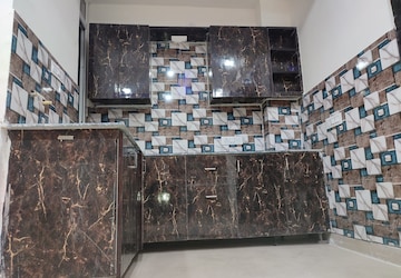 Kitchen in 3 BHK Builder Floor at Sector 7 – for Sale