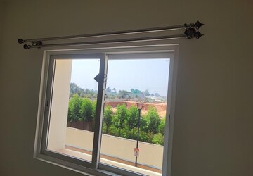 Room in 2 BHK Apartment at Prestige Finsbury Park Hyde, Bagaluru – for Rent