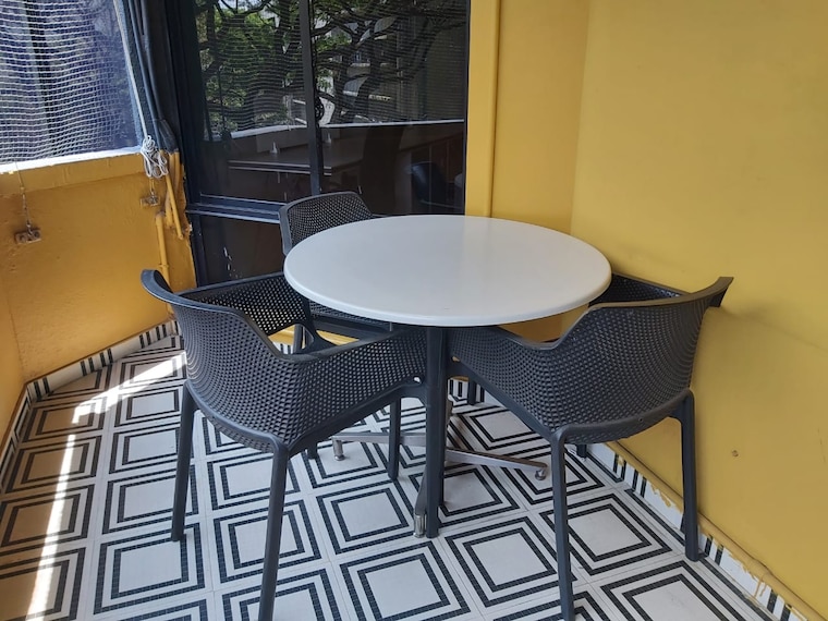 Team Area, prestige-meridian-apartments Commercial Office Space 700 Sq.Ft. In Mg Road Bangalore 9352484