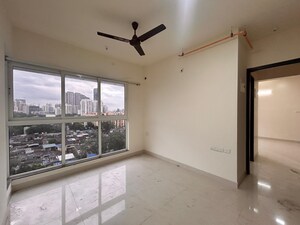 Room in 1 BHK Apartment at Sheth Avante, Kanjurmarg West – for Rent