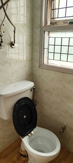 Bathroom in 4 BHK Builder Floor at Ansal Plaza Gurgaon, Palam Vihar – for Sale