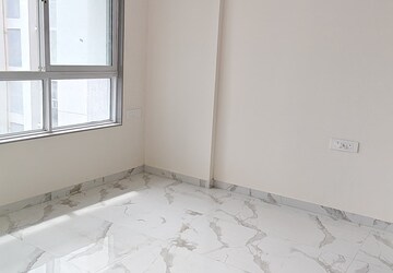 Room in 1 BHK Apartment at Dotom Isle, Malad West – for Rent