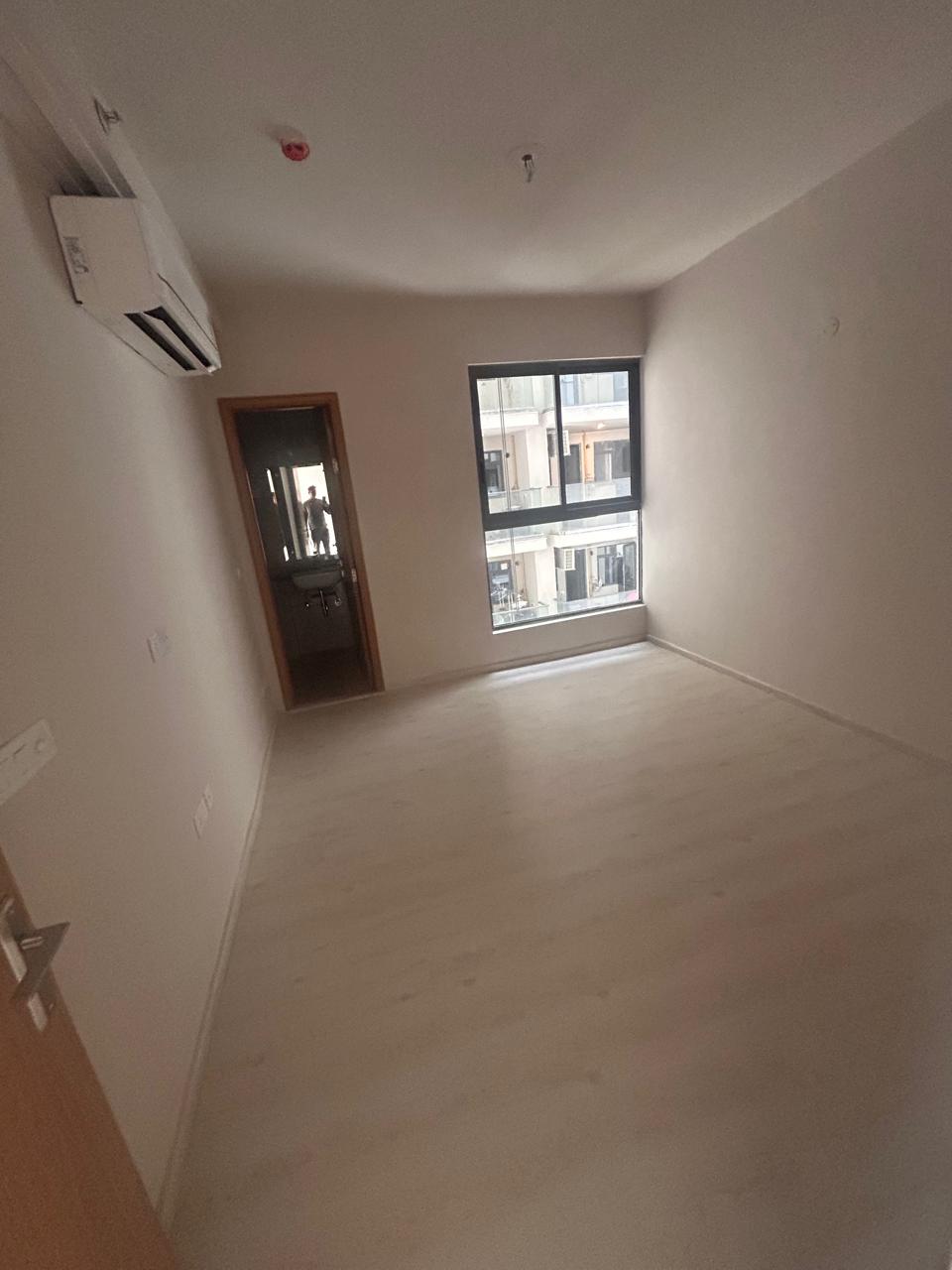 Room in 2 BHK Apartment at Hero Homes Gurgaon, Sector 104 – for Rent