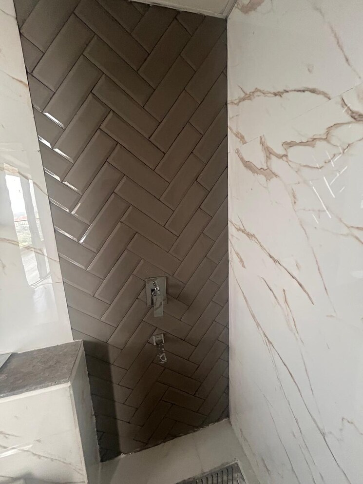 Bathroom, hero-homes-gurgaon 2 Bedroom 1150 Sq.Ft. Apartment In Sector 104 Gurgaon 9352640